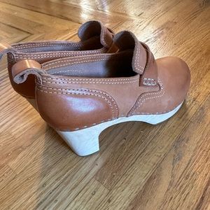 Swedish Hasbeens Clogs size 37